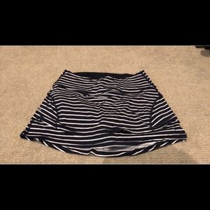 Athleta size XS Skort Navy and White